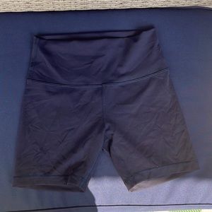 Lululemon Wunder Under Size 8 Navy Blue